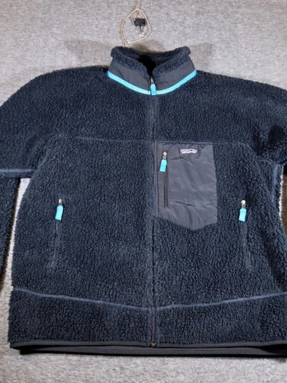 Patagonia Retro Pile Full-Zip Fleece Jacket Black & Blue — Men’s XXL